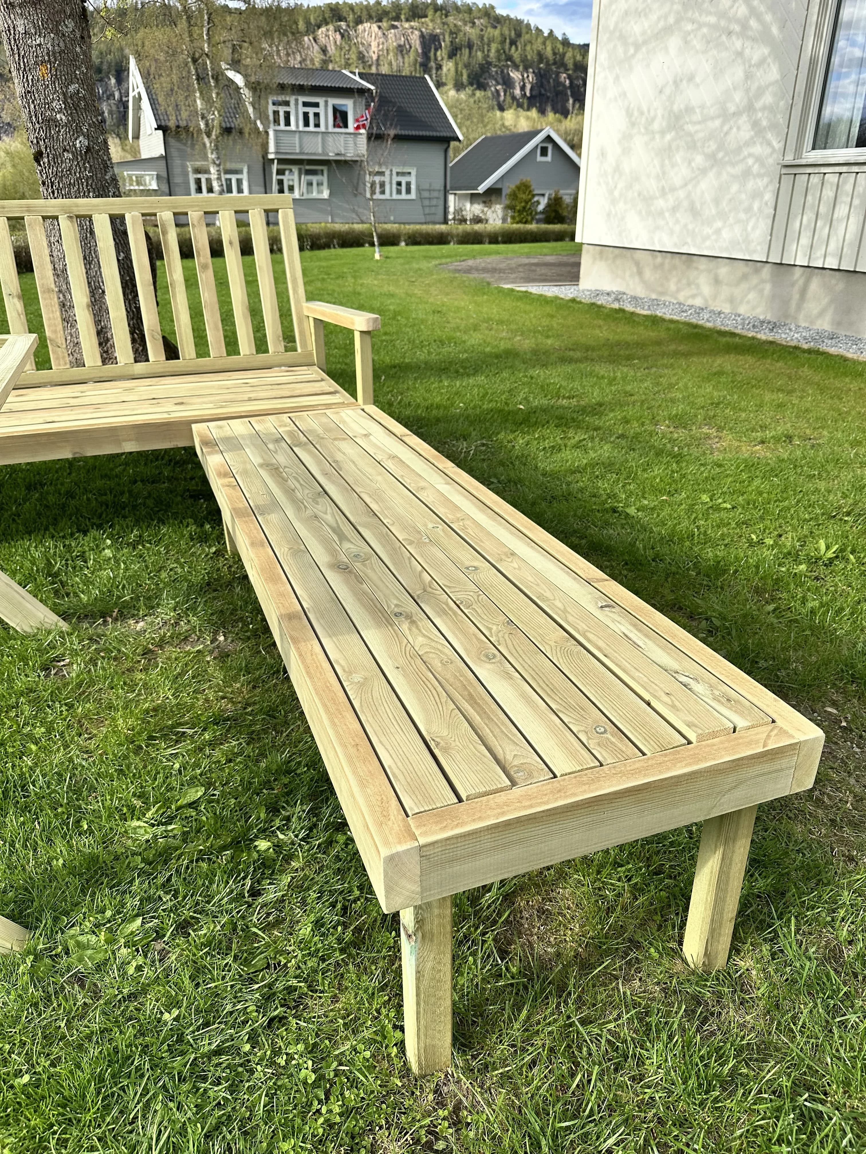 Detaljert finsnekkerarbeid